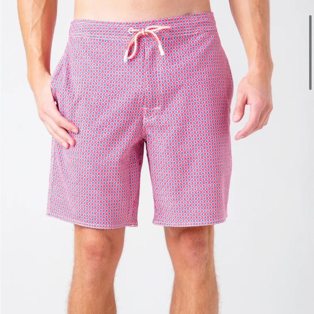Johnnie-O Men's Karratha Board Short Size M
